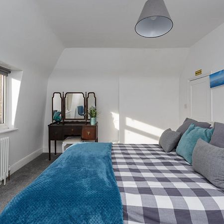 At The Heart & Soul Of Southsea Apartment Portsmouth Exterior photo
